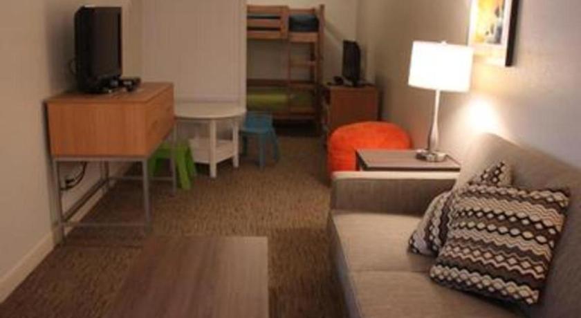 Holiday Inn Express Munising-Lakeview Hotel By Ihg Zewnętrze zdjęcie
