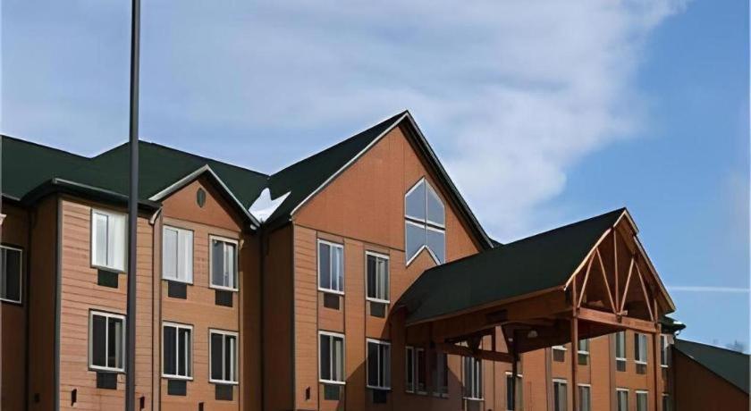 Holiday Inn Express Munising-Lakeview Hotel By Ihg Zewnętrze zdjęcie