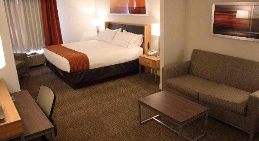 Holiday Inn Express Munising-Lakeview Hotel By Ihg Zewnętrze zdjęcie