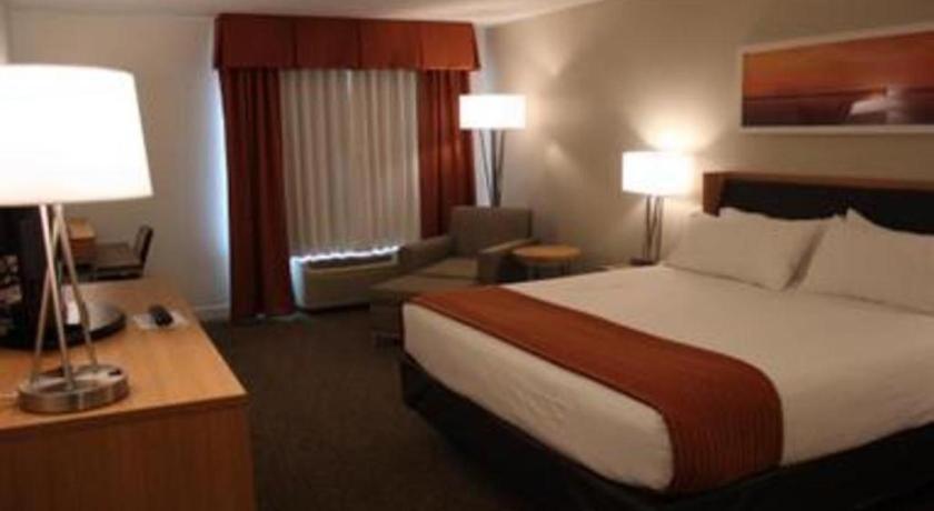 Holiday Inn Express Munising-Lakeview Hotel By Ihg Zewnętrze zdjęcie